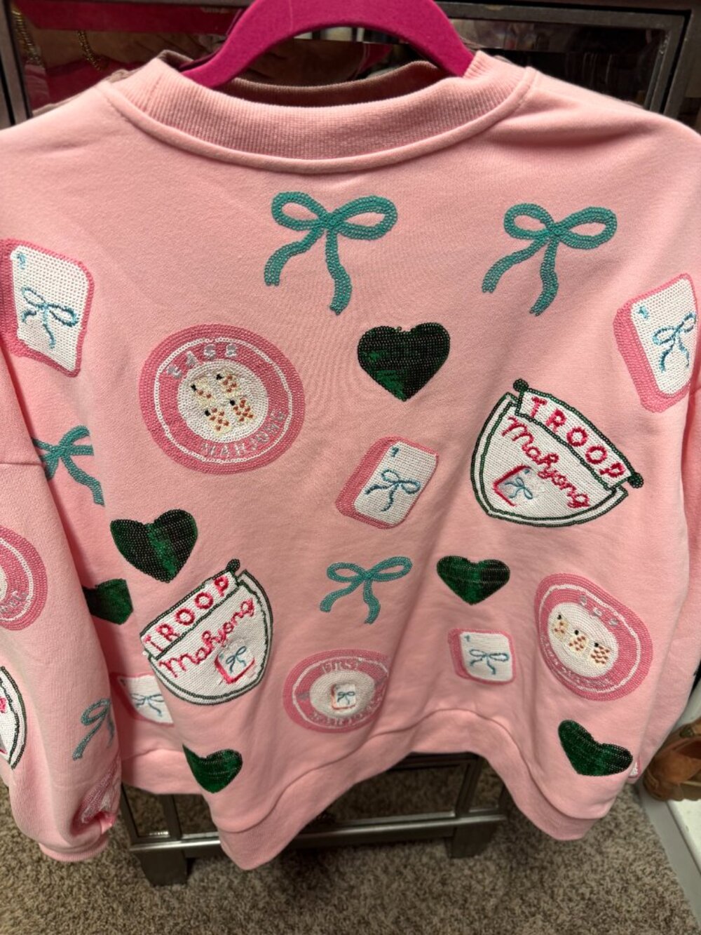 Queen of Sparkles Mahjong sweatshirt size small - Picture 3 of 3